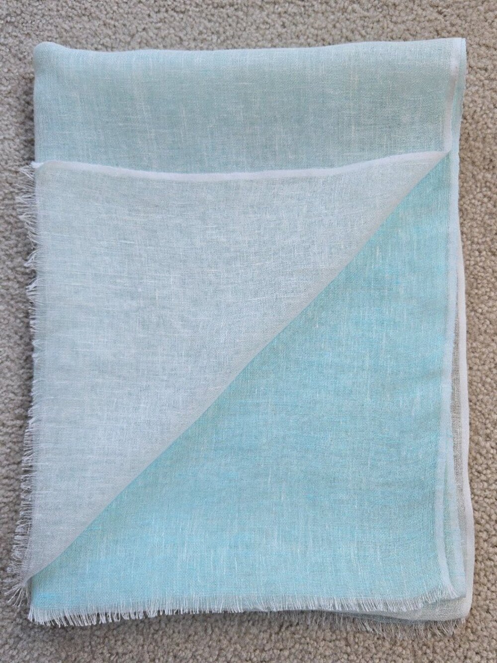 NWOT Linen Scarf Pale Blue and White Italy Colore di Mare